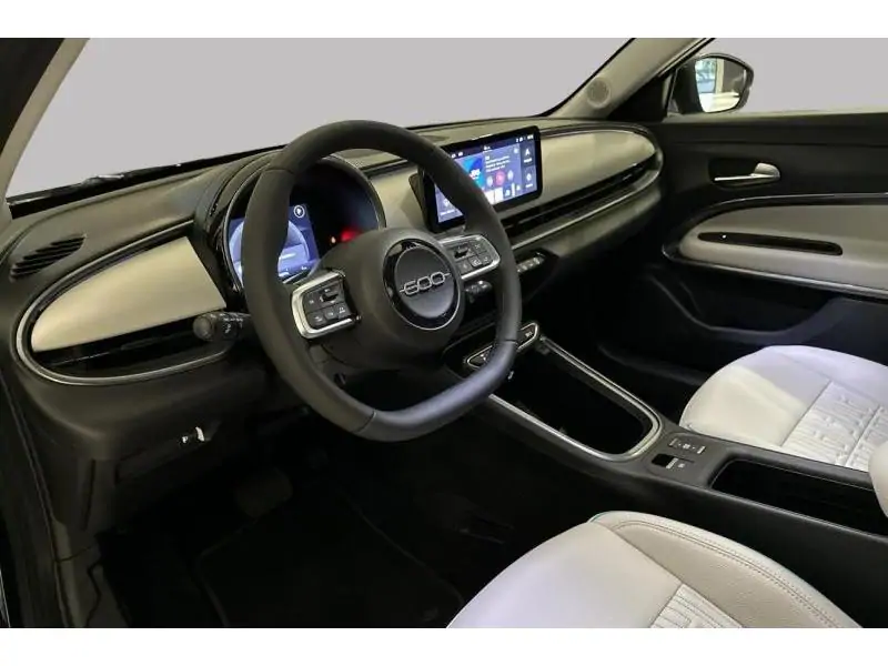 VEHICLE__CONDITION_SERVICE Fiat 600 600e La Prima 54kwh GREEN 9