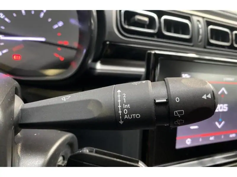 Occasion Citroen C3 Shine WHITE 27