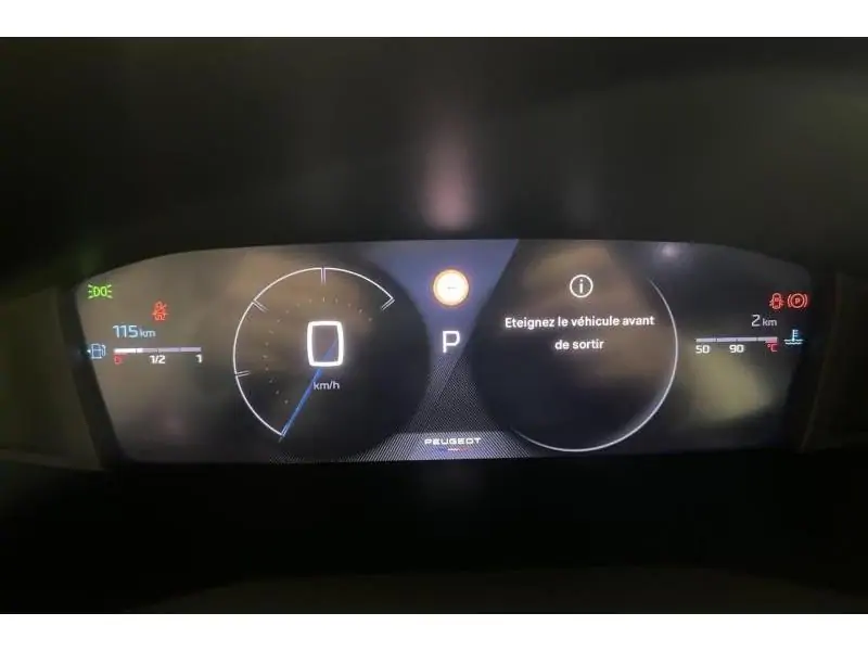 VEHICLE__CONDITION_SERVICE Peugeot 2008 ALLURE RED 14