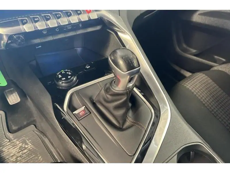 Occasion Peugeot 3008 II Active GREEN 16