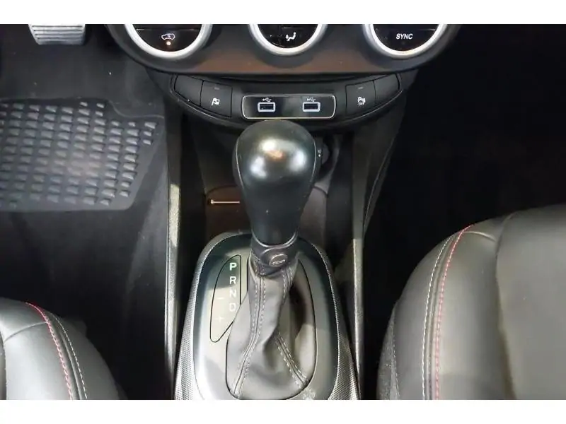 Occasion Fiat 500 X Berline AUTO BLACK 16