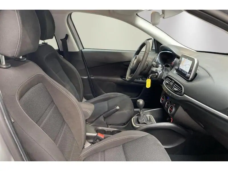 Occasion Fiat Tipo SW *GPS - Caméra - Sièges chau GREY 8