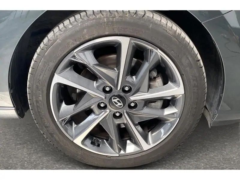 Occasion Hyundai i30 Berline 1.5 T-GDi AUTO GREY 22