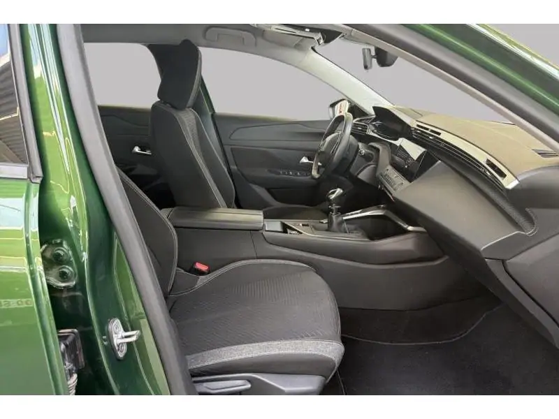 Occasion Peugeot 308 III & e- GREEN 8
