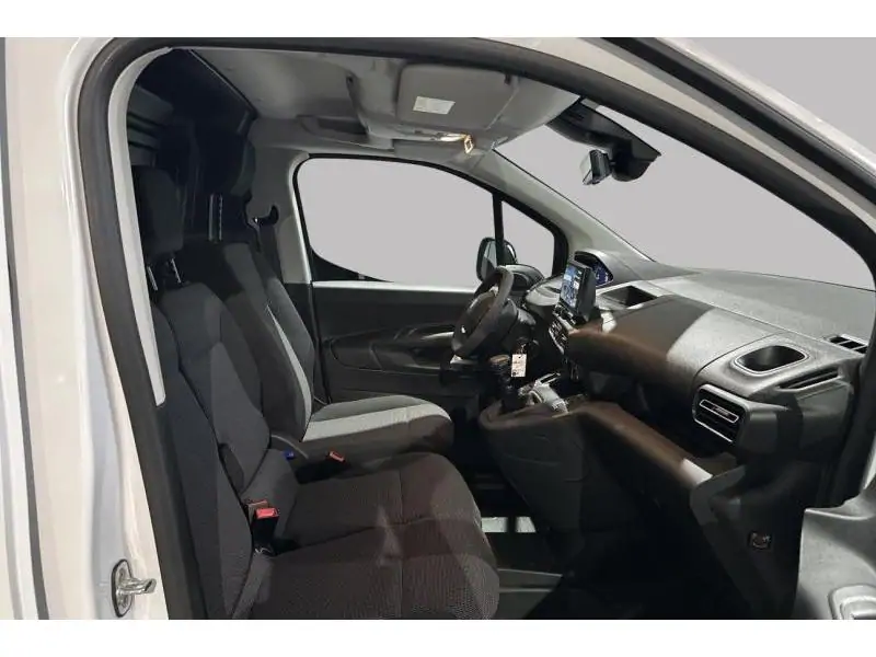 VEHICLE__CONDITION_SERVICE Peugeot Partner Standard Light 1.2 Turbo 110 Man.6 WHITE 8
