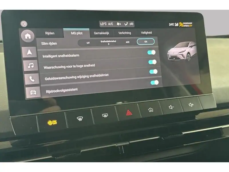 VEHICLE__CONDITION_SERVICE MG MG4 LUXURY TROPHY EXTENDED RANGE 77kW 520 KM RED 22