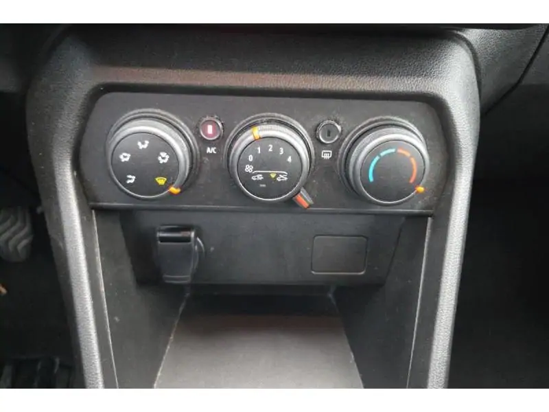 Occasion Dacia Sandero 5 BLUE 19