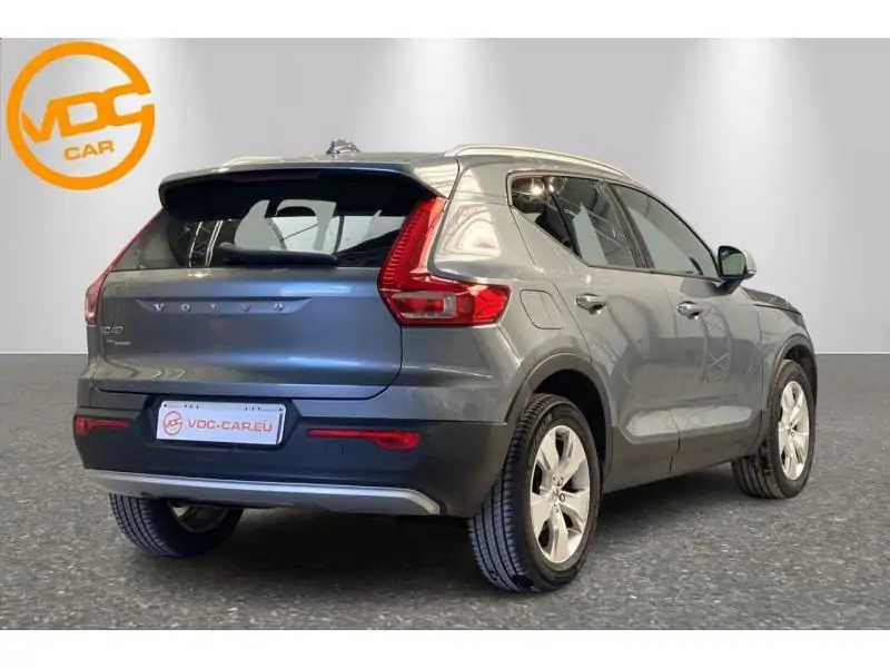 Occasion Volvo XC40 Momentum GREY 3