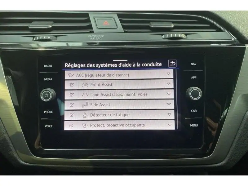 Occasie Volkswagen Touran III Comfortline WHITE 31