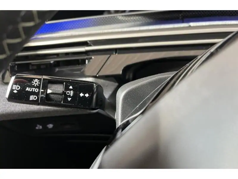 VEHICLE__CONDITION_SERVICE Peugeot 3008 GT GREY 23
