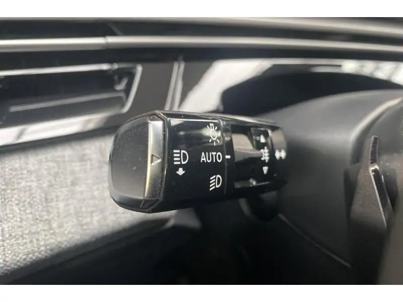 Occasion Peugeot 3008 Allure HYBRID GREY 23