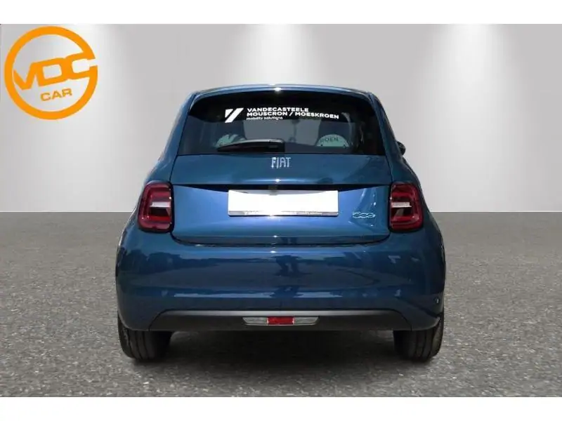 VEHICLE__CONDITION_SERVICE Fiat 500e Prima BLUE 7