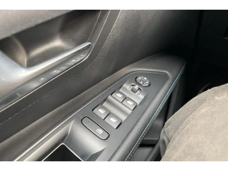 Occasion Peugeot 5008 Allure Pack HYBRID BLACK 17