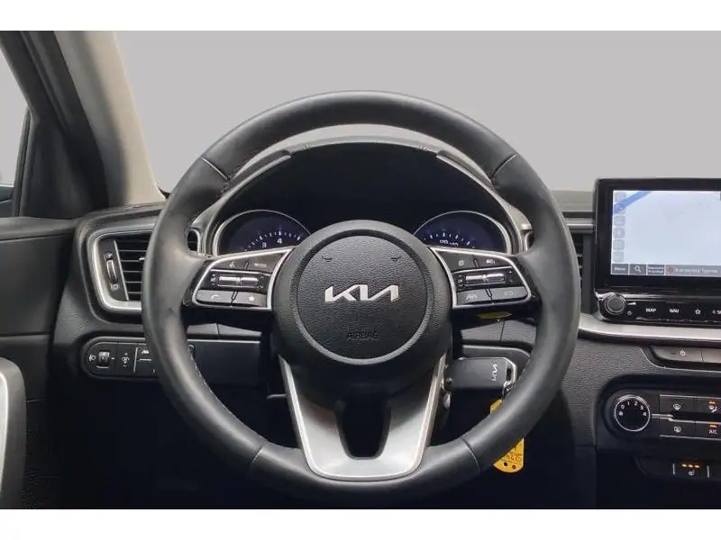Occasion Kia Ceed Sportswagon GPS Caméra de recul Jantes Alu GREY 12