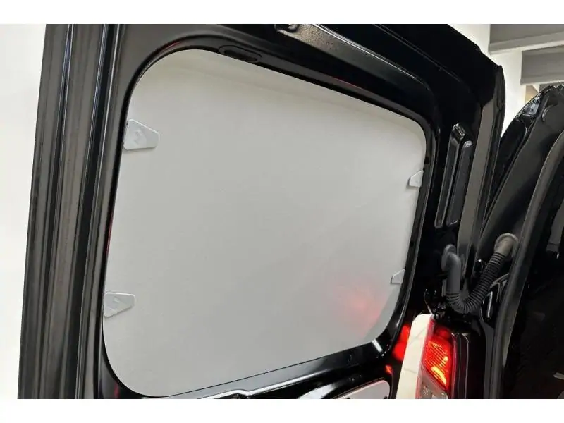 VEHICLE__CONDITION_SERVICE Peugeot Partner Light Full Option 3pl BLACK 28