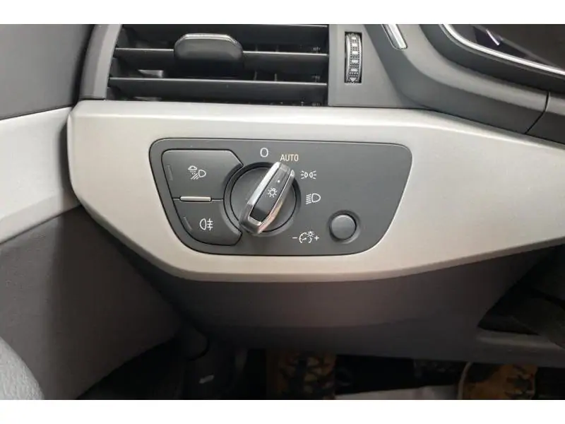 Occasion Audi A4 Avant 35 TFSI Hybrid GREY 22