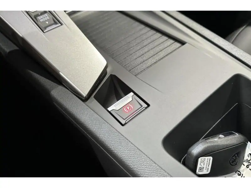 VEHICLE__CONDITION_SERVICE Peugeot 408 Allure Hybrid 145 e-DCS6 GREY 27