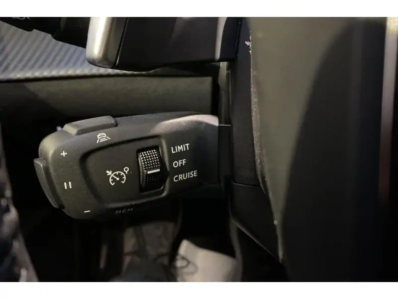 Occasion Peugeot 2008 Allure WHITE 24