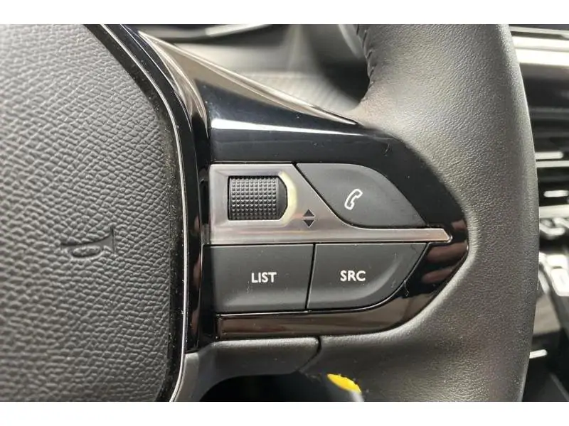 Occasion Peugeot 208 Allure*MirrorLink - certificat Check+ incl. RED 25