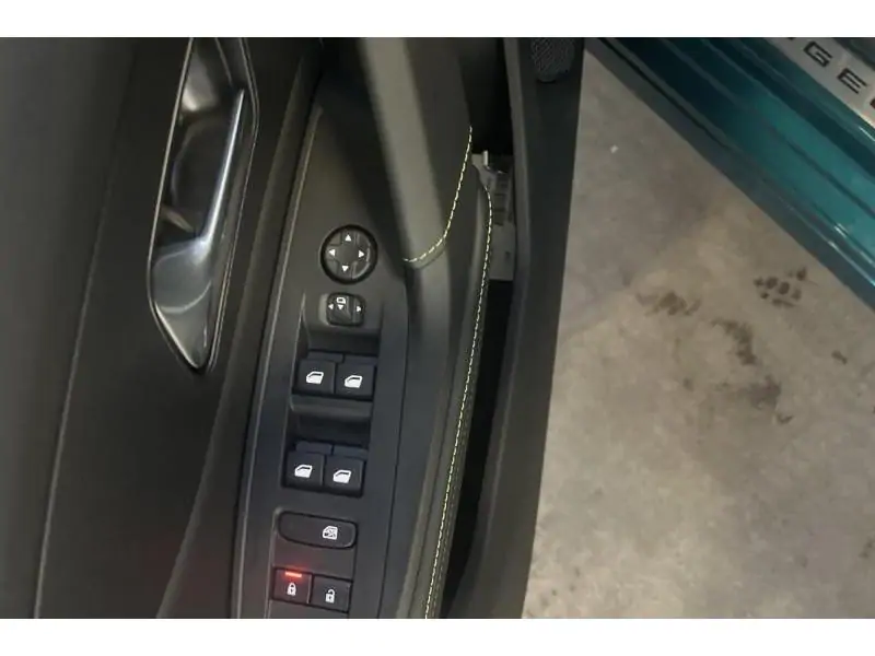 VEHICLE__CONDITION_SERVICE Peugeot 308 GT EXCLUSIVE BLUE 17