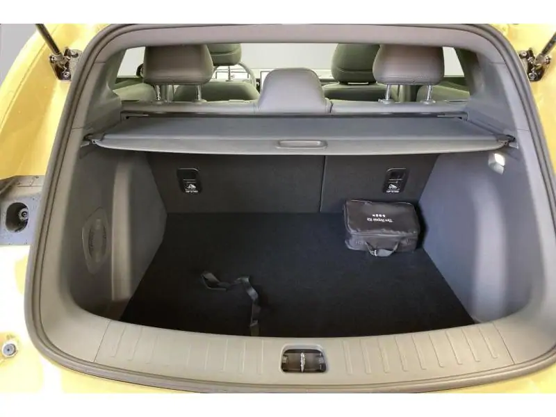 VEHICLE__CONDITION_SERVICE Leapmotor B05 DESIGN PROMAX YELLOW 19