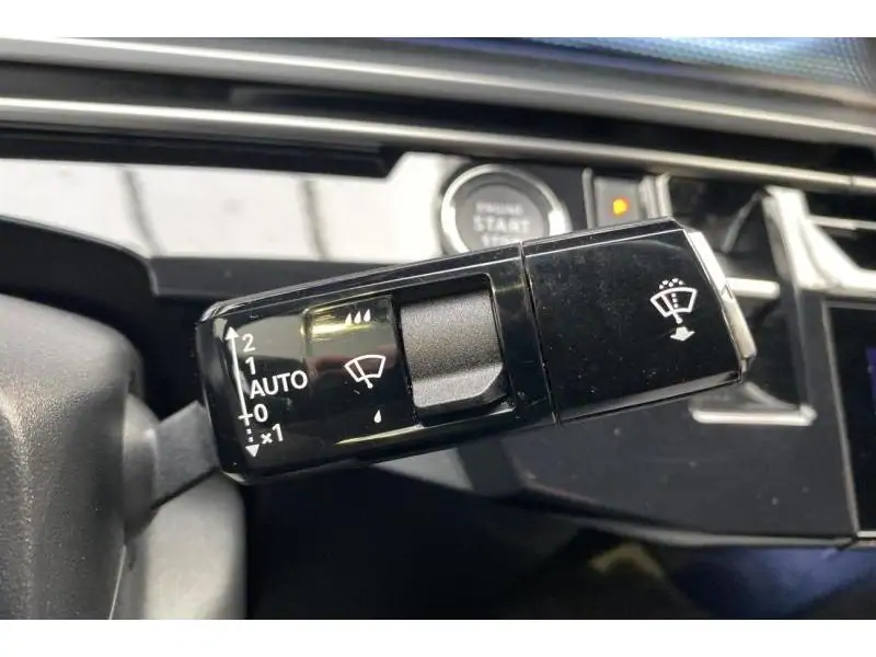 Occasion Peugeot 3008 GT HYBRID 145 pk GREY 25