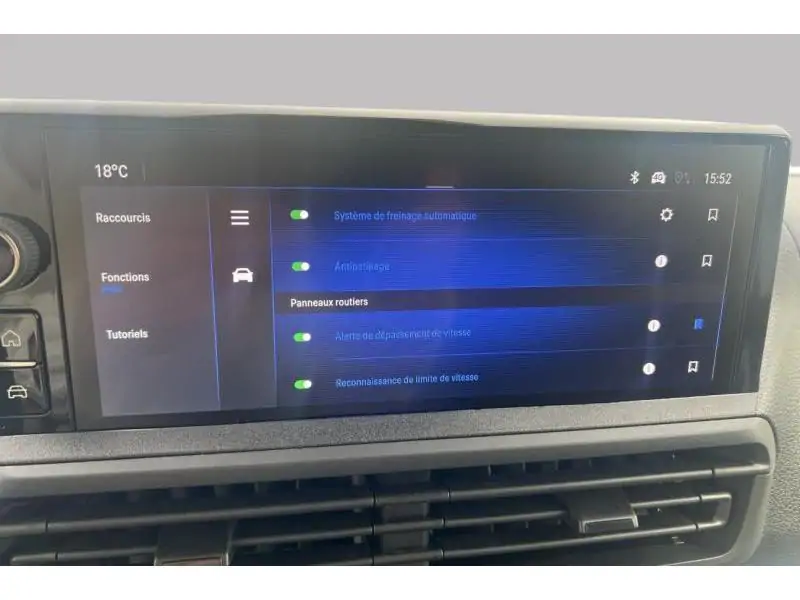 Démo Opel Vivaro FOURGON WHITE 18