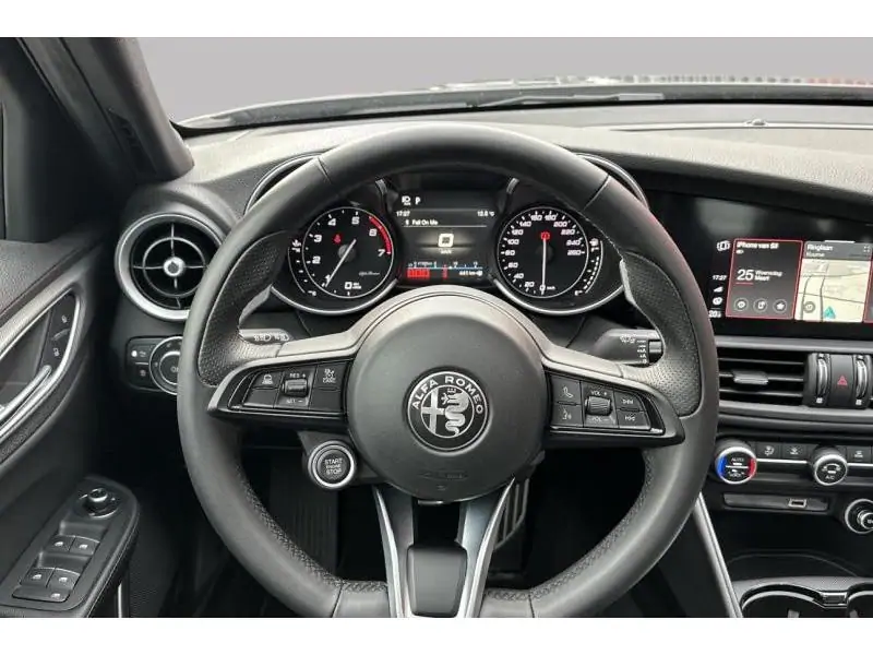 Occasion Alfa Romeo Giulia SPRINT - 2.0 T RWD - PANO GREY 12