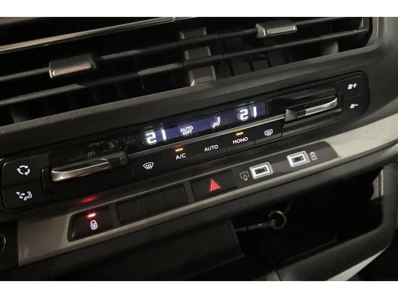 Démo Peugeot Expert Double Cabine XL 180pk GREY 15