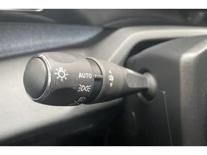 Occasion Peugeot 308 III and e- Allure BLACK 23