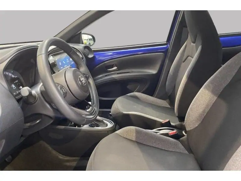 Occasion Toyota Aygo X Play BLUE 10