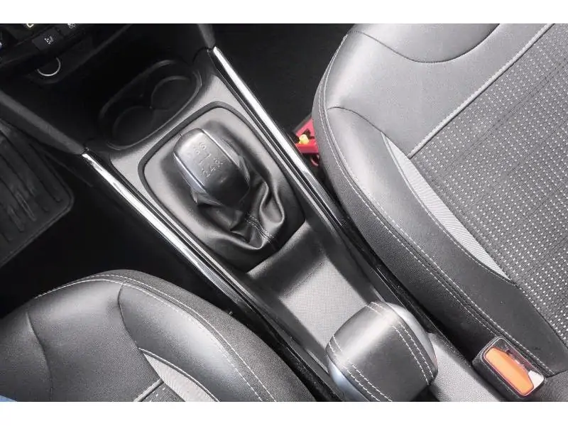 Occasion Peugeot 2008 Allure HALFLEDER NAVI GREY 16