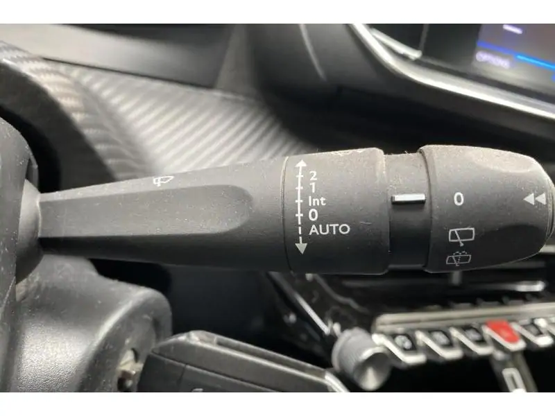 Occasion Peugeot 2008 Active Pack*GPS Détecteurs obs. WHITE 28