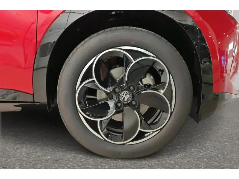 VEHICLE__CONDITION_SERVICE Alfa Romeo Junior Elettrica My25 Bev 1 RED 20
