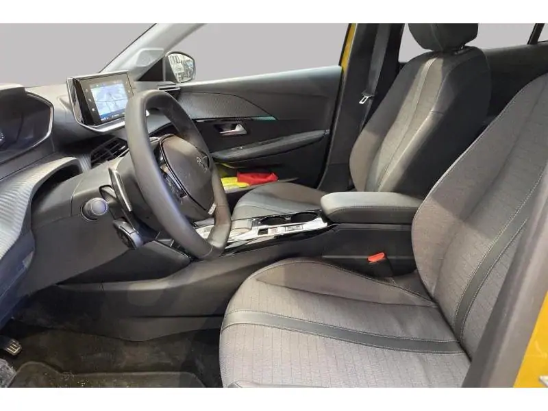 VEHICLE__CONDITION_SERVICE Peugeot 208 Allure 1.2 StopandStart 100ch EA YELLOW 10