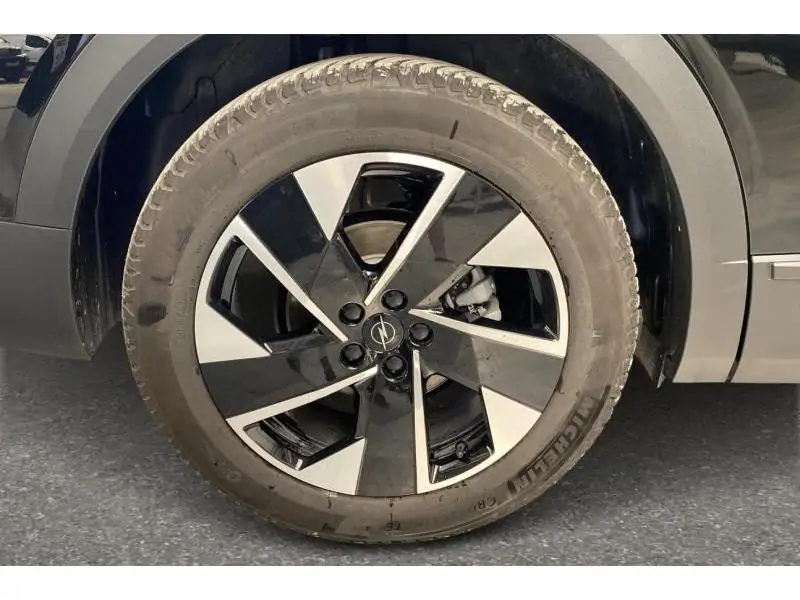 VEHICLE__CONDITION_SERVICE Opel Grandland GS BLACK 23