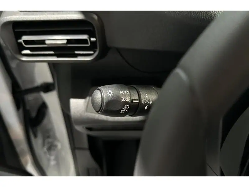VEHICLE__CONDITION_SERVICE Peugeot Partner Standard Light 1.2 Turbo 110 Man.6 WHITE 21