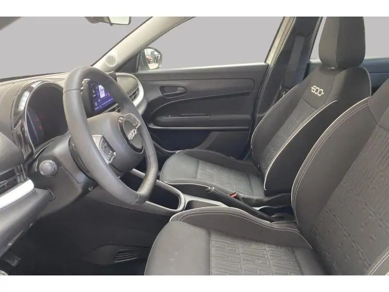 Occasion Fiat 600 Hybrid WHITE 10