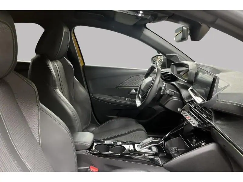Occasion Peugeot 208 gt YELLOW 8