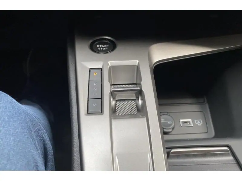 VEHICLE__CONDITION_SERVICE Peugeot 308 ALLURE*dispo 10/2026 GREY 16