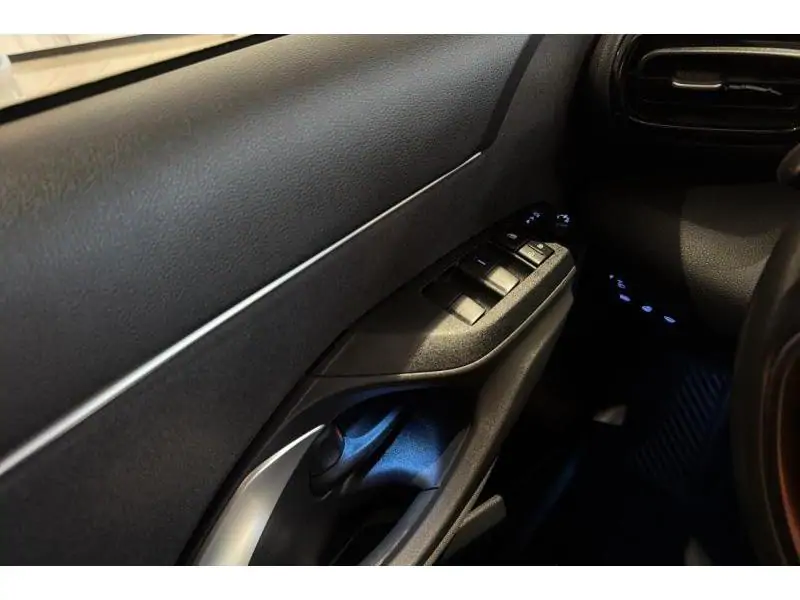 Occasion Toyota Yaris Cross SUV GREY 17