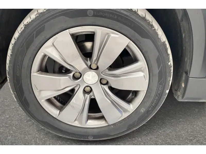 Occasion Peugeot 2008 Signature BLUE 21