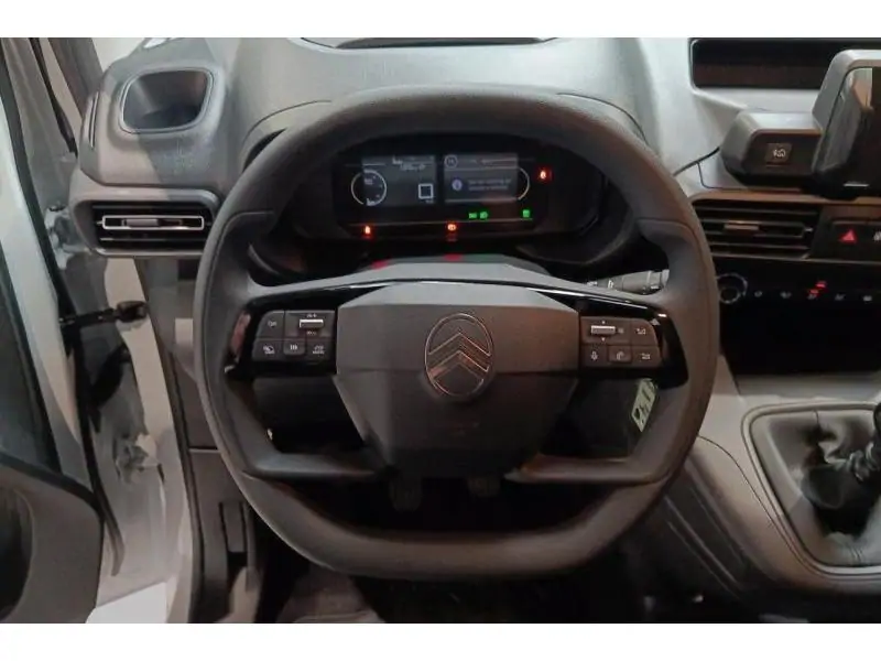 VEHICLE__CONDITION_SERVICE Citroen Berlingo Van M Light WHITE 12