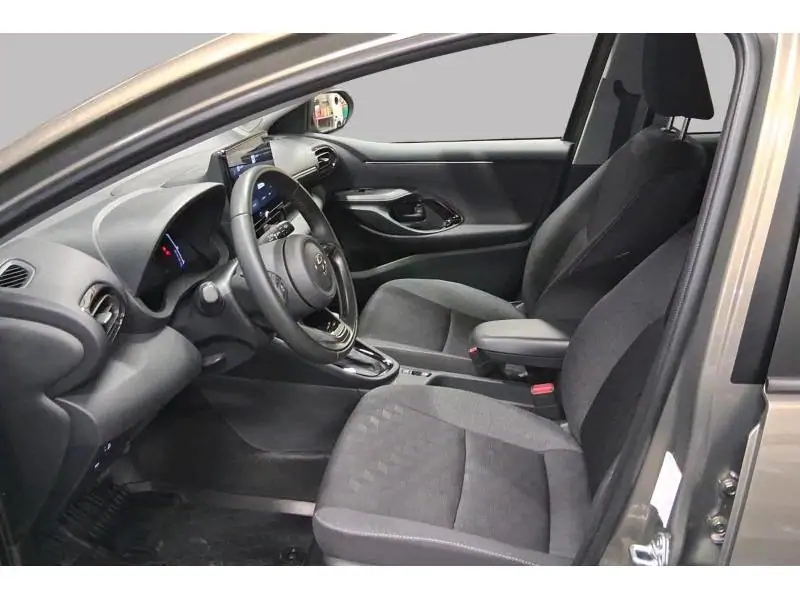 Occasion Toyota Yaris IV BEIGE 12