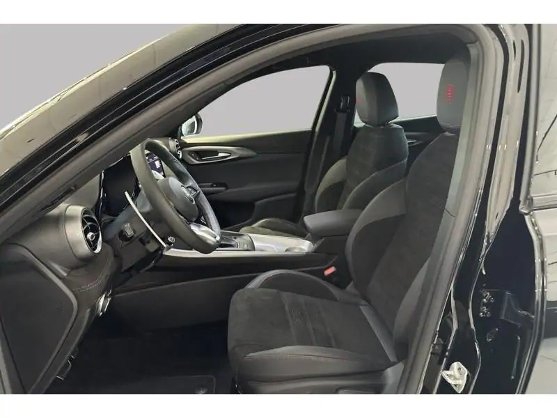 VEHICLE__CONDITION_SERVICE Alfa Romeo Tonale Veloce Hybrid 160 BLACK 10