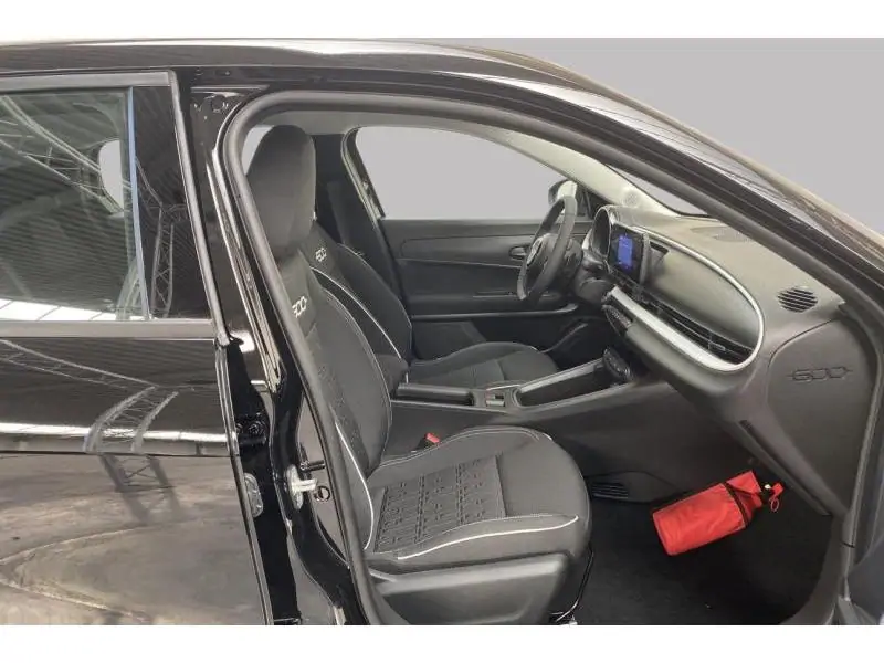 VEHICLE__CONDITION_SERVICE Fiat 600 My24 Hybrid 100cv BLACK 8