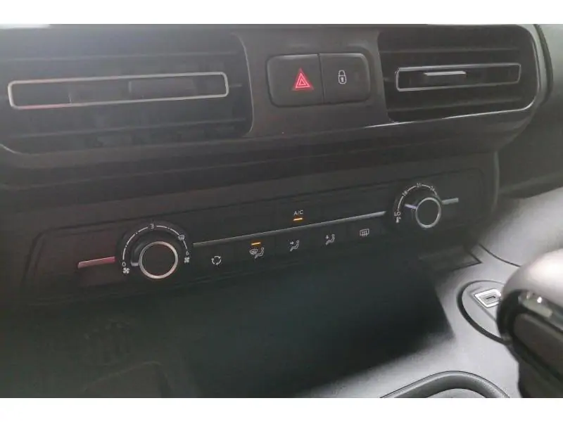 VEHICLE__CONDITION_SERVICE Fiat Doblo 5pl 1.2 110 BLACK 15