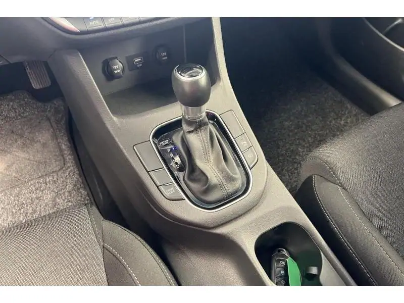 Occasion Hyundai i30 WAGON GREY 16