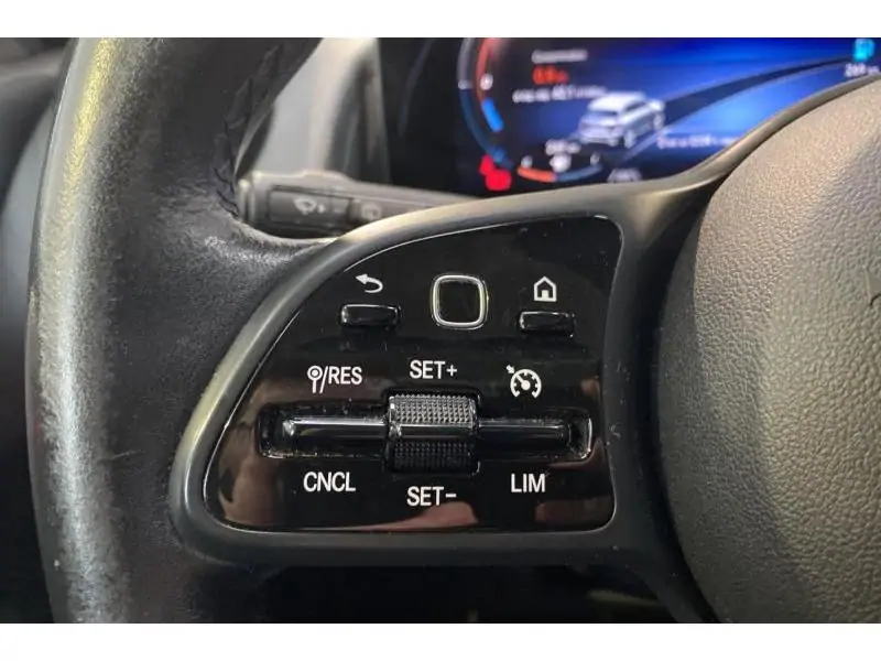 Occasie Mercedes-Benz GLB 200 GLB d BLUE 25