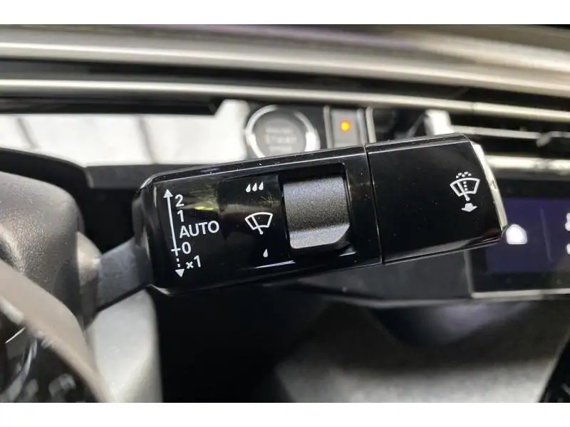 VEHICLE__CONDITION_SERVICE Peugeot 3008 ALLURE*DISPO 06/2026 GREY 24